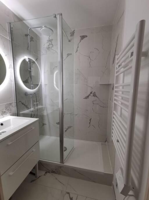 Cabourg Cosy, Appartement Refait A Neuf, 5 Min A Pied De La Mer Buitenkant foto